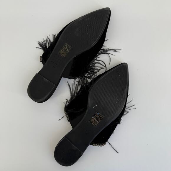 White House Black Market Women’s Flats 8 Black Velvet Feather Rhinestone Mules - Picture 4 of 7